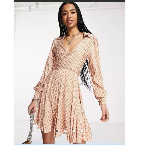 Free People NWT It Takes Two Geometric Print Collared Open Back Dress Size S - Picture 1 of 15